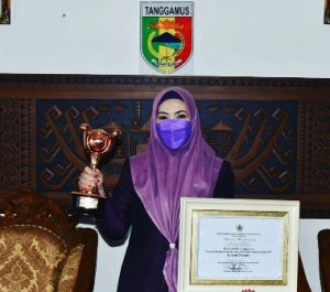 Kabupaten Tanggamus Menerima Penghargaan Anugerah Parahita Ekapraya Tahun 2021