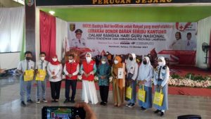 PMI dan Disdikbud Lampung Gelar Aksi Sosial  Donor Darah di SMA 3 Kotabumi