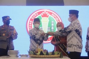 Bupati Lampung Utara Hadiri Peringatan Hari Guru dan HUT PGRI