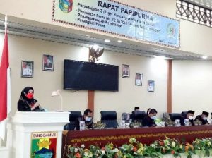Rapat Paripurna DPRD Tanggamus Tentang Perubahan RPJMD Tahun 2018-2023