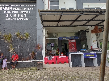 Alangkah Lelahnya Masyarakat Untuk Mengurus STNK, Plat Nomor dan   Pajak Kendaraan, Butuh Waktu Satu Harian