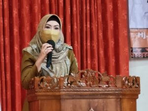 Bupat  Dewi Handajani Hadiri Rakor Tim Gugus Tugas Kabupaten Layak Anak