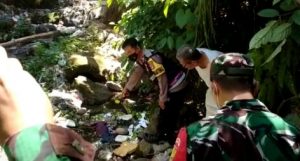 Polsek Kota Agung Evakuasi dan Identifikasi Mayat Perempuan di Aliran Sungai Pasar Madang
