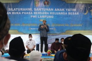 PWI Lampung Melakukan Kegiatan Silaturahmi, Buka Bersama dan Santuni Anak Yatim