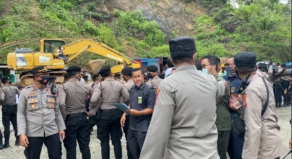 Ratusan Personel Polres Tanggamus, Amankan Eksekusi Lagan dan Bangunan di Sedayu
