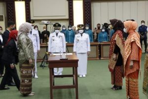 Ketua TP PKK Provinsi Lampung Lantik Ketua TP PKK Kabupaten Pringsewu, Mesuji, dan Tulang Bawang Barat