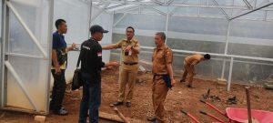 Camat Abung Barat Monitor dan Evaluasi Dana Desa di Pengaringan