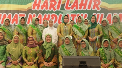 Wakil Gubernur dan Ketua TP. PKK Provinsi Lampung Menghadiri Harlah Ke-76 Muslimat NU Pringsewu