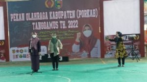 Bupati Dewi Handajani Hadiri PORKAB Tanggamus