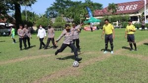 Polres Tulang Bawang Gelar Turnamen Mini Soccer Sambut Hari Bhayangkara Ke-76 Tahun 2022