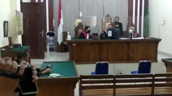 Hakim PN Tanjungkarang Vonis Bebas Terdakwa Pengendali 92 Kg Sabu