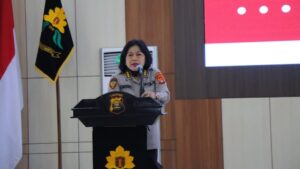 Ibu Asuh Polwan Polda Lampung : Jadilah Polwan Yang Berkualitas Serta Presisi