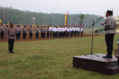 13 Personel Polres Tulang Bawang Barat Naik Pangkat