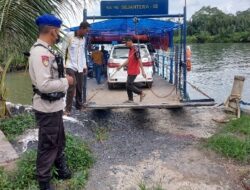 Sat Polairud Polres Tulang Bawang Cegah Kecelakaan di Penyeberangan Perairan Sungai