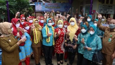 Kunjungan Kerja Ke  Tanggamus, Riana Sari Tekankan Pentingnya Asupan Makanan Bergizi dan Pendidikan Anak Sejak Dini