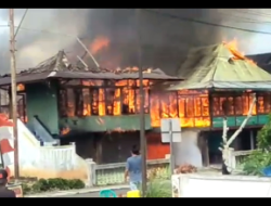 Tiga Rumah di Pekon Kenali Lampung Barat Hangus Dilahap Api