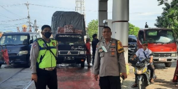 Harga BBM Naik, Personil Polresta Laksanakan Pengamanan di SPBU