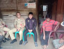Ketua DPRD  Wansori dan Pemkab Lampung Utara Santuni Seorang Warga Desa Surakarta