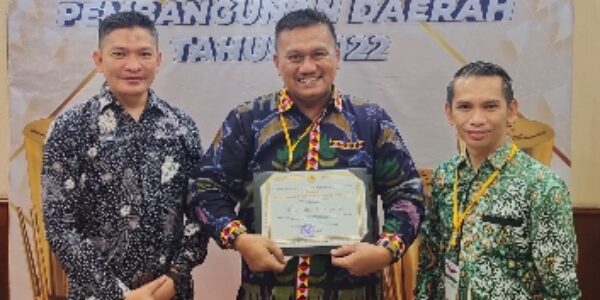 Kabupaten Tanggamus Raih 10 Besar Penghargaan Pembangunan Daerah Tahun 2022