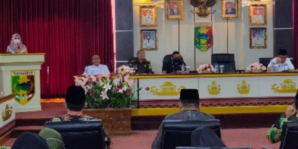 Bupati Dewi Handajani Lepas Kafilah MTQ ke-49 Tingkat Provinsi Lampung