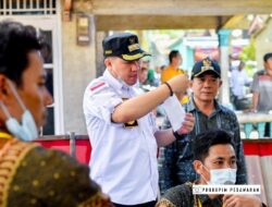 Bupati Dendi Ramadhona Pantau Pilkades Serentak Kabupaten Pesawaran