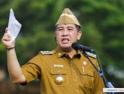 Dendi Ramadhona Gelar Upacara Bendera Perdana Tahun 2023 di Halaman Pemkab Pesawaran