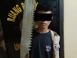 Bawa Gergaji Besi, Polsek Tanjung Karang Barat Amankan Anggota Geng Motor Di Rumah Warga
