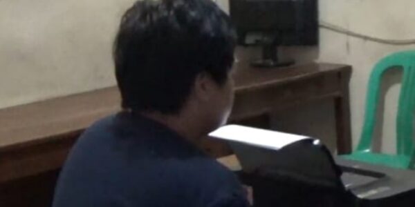 Oknum PNS Dinkes Pesawaran  Aniaya Pedagang Martabak Dilaporkan Ke Polisi