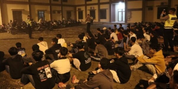 Grebek Arena Balap Liar, Polres Pringsewu Amankan 63 Sepeda Motor dan 103 Pemuda