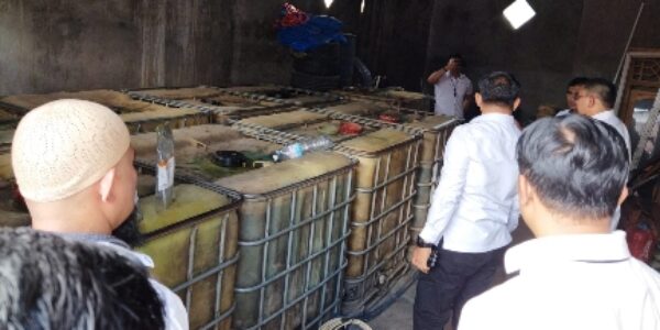 Polda Lampung Gerebek Gudang Pengoplos BBM, Diduga Milik Oknum Anggota Polri