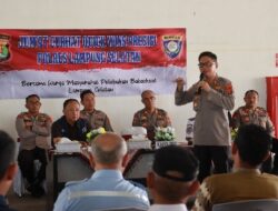 Jelang Mudik lebaran, Kapolres Lampung Selatan Pimpin Jum’at Curhat Di Pelabuhan Bakauheni