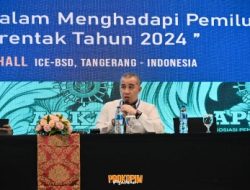 Bupati Pesawaran Dendi Ramadhona Menjadi Moderator Pada Pembukaan Rakernas APKASI Tahun 2023