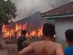 Dua Rumah di Dusun Penengahan Gedong Tataan Ludes Terbakar
