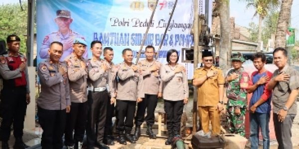 Polri Peduli Lingkungan, Polres Pesawaran Salurkan Bantuan Sumur Bor