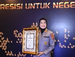 Hari Jadi Humas Polri Ke 72, Bidhumas Polda Lampung Raih Penghargaan Pengelolaan Website TBNews Terbaik