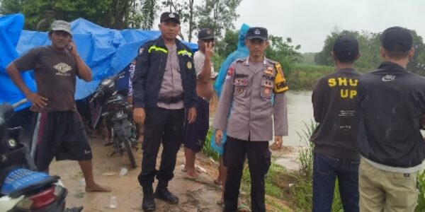 Polsek Tulang Bawang Tengah dan Tim Gabungan Lakukan Pencarian Korban Diduga Tenggelam