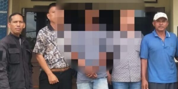 Pengedar Uang Palsu Beli Bensin Diamankan Polsek Sribawono
