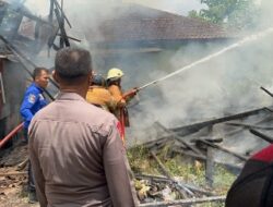 Rumah Dekat Pos Polisi Pagelaran Pringsewu Berikut Lima Gerobak Es Buah Ludes Kebakaran