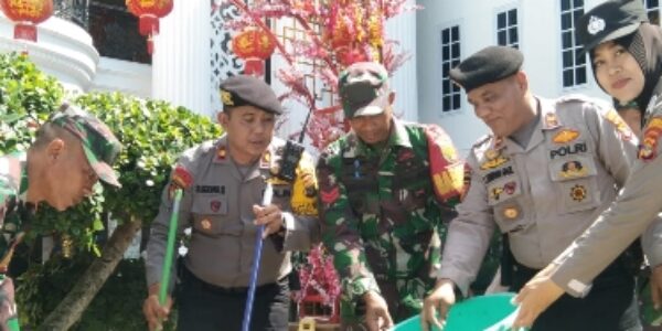 Sambut Peringatan Isra Miraj dan Imlek, TNI – Polri Di Bandar Lampung Gelar Bhakti Religi