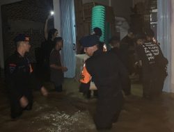 Brimob Polda Lampung Respon Cepat Membantu Korban Banjir