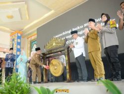 Harlah 50 Tahun Diniyah Putri, Bupati Pesawaran Bangga Ada Yayasan yang Berkontribusi Memajukan Pesawaran