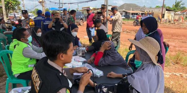 Polres Tulang Bawang Kerahkan Personel Bantu Warga Terdampak Bencana Angin Puting Beliung