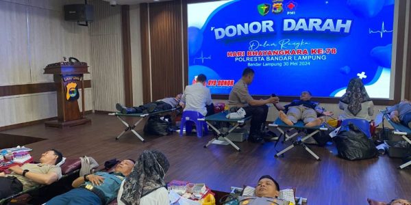 Sambut Hari Bhayangkara Ke-78, Polresta Bandar Lampung Gelar Donor Darah