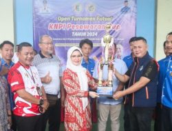 Nanda Indira Buka Open Turnament Futsal KNPI Cup