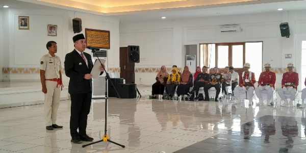 Bupati Pesawaran Kukuhkan Anggota Paskibraka Kabupaten Pesawaran Tahun 2024