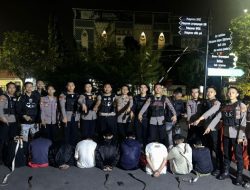 Polisi Tegaskan Bahaya Tawuran, Empat Remaja Bandar Lampung Jadi Tersangka
