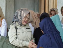 Elly Wahyuni Kunjungi Korban Kebakaran dan Berikan Bantuan