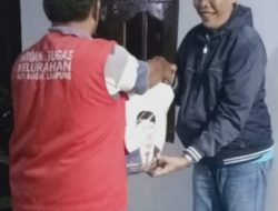 Rahmad Mirzani Djausal Berbagi Sembako Kepada Linmas di Bandar Lampung