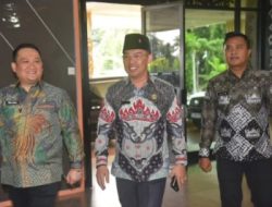 Ketua Komisi V DPRD Lampung Bersama Sekwan Hadiri Acara Isra Mi’raj