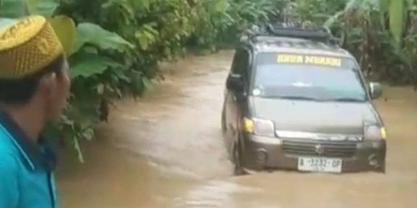 Polres Tanggamus Identifikasi Banjir di Pugung dan Bulok